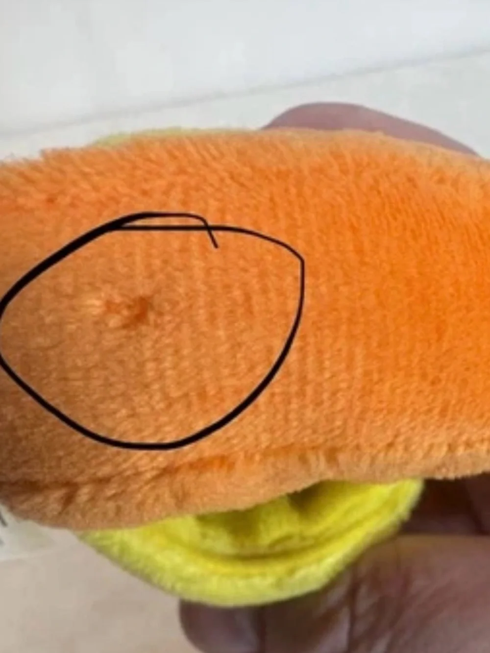 Gudetama Cutie Cuff Pizza Lazy Egg Series 2 Plush Wrist Wrap PLEASE READ
